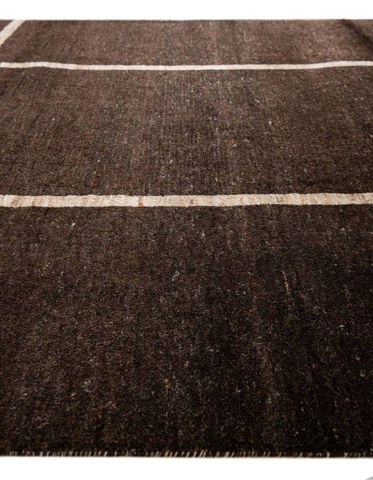 Detail image of 4' x 5' 10 Hand Knotted Gabbeh Wool Rug