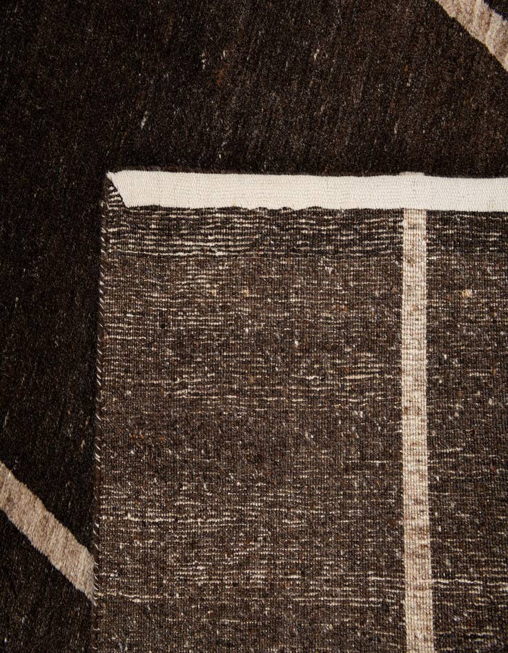Detail image of 4' x 5' 10  Hand Knotted Gabbeh Wool Rug