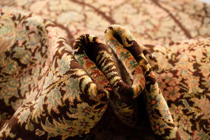 2' 8 x 4' Ghom Silk Rug