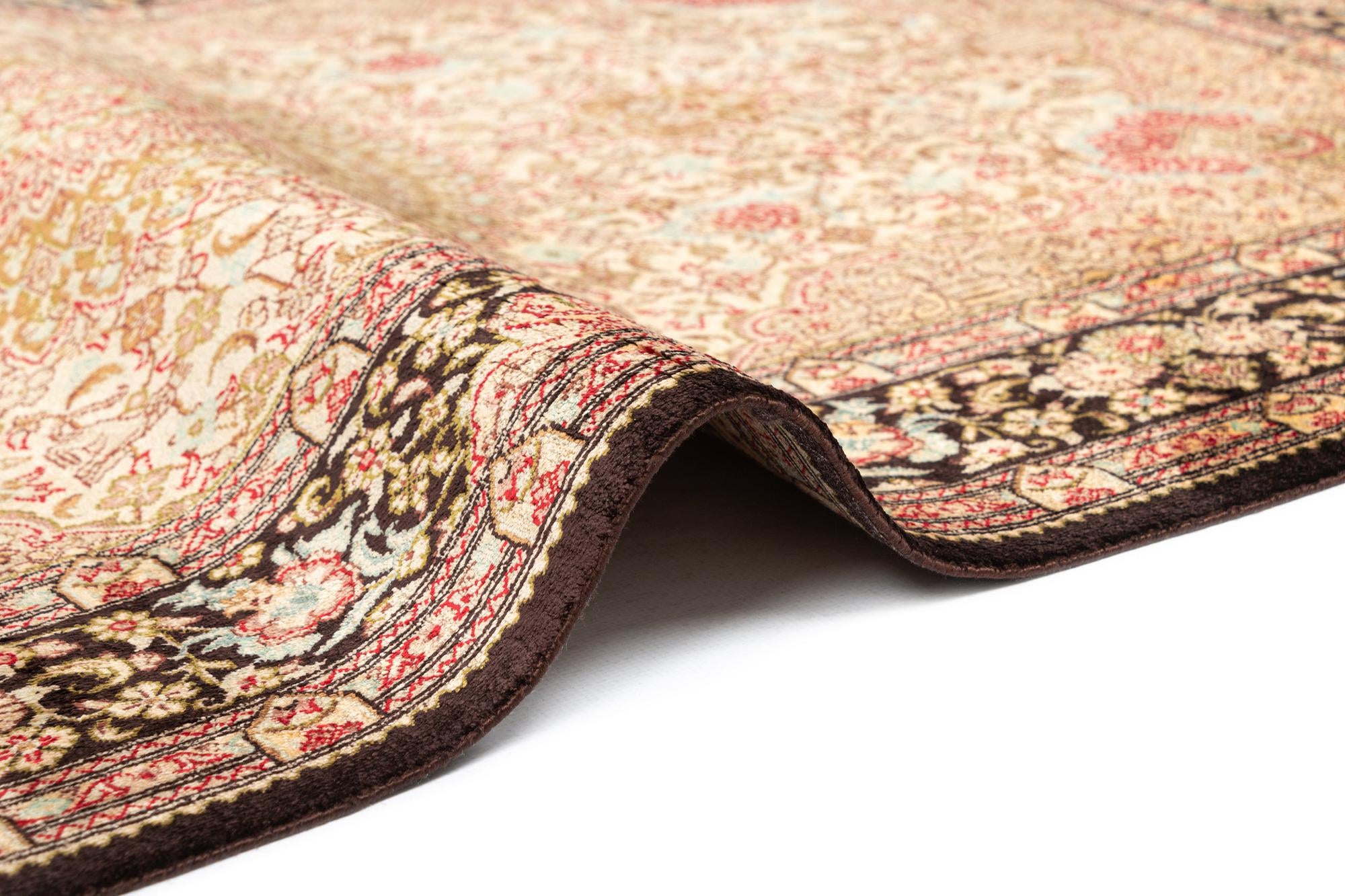 2' 7 x 4' Ghom Silk Rug
