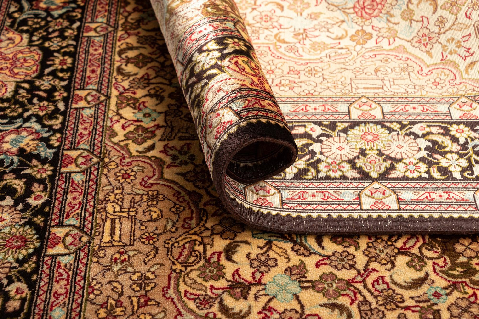 2' 7 x 4' Ghom Silk Rug