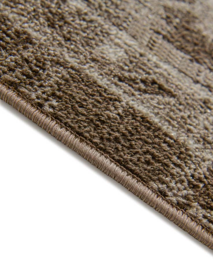 Detail image of 7' 10 x 10' Kamala Washable Rug