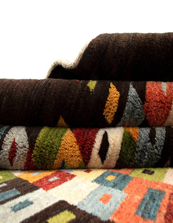 Detail image of 5' x 6' 6 Kashkuli Wool Rug