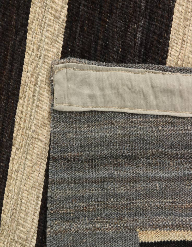 Detail image of 5' x 6' 4  Hand Woven Kilim Modern Wool Rug