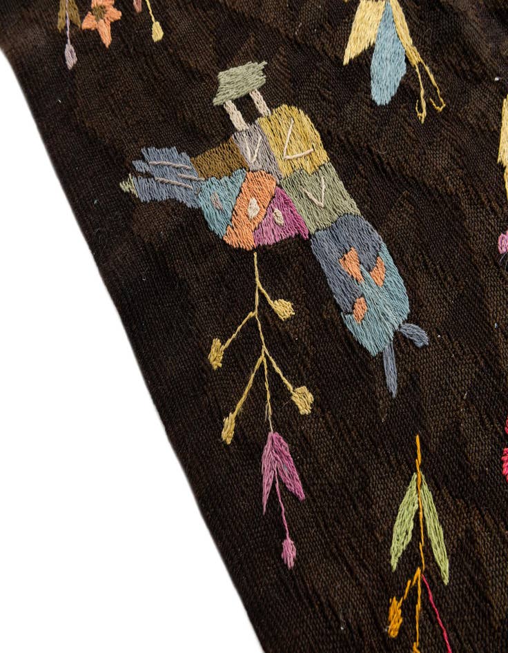 Detail image of 6' x 9'  Hand Woven Kilim Suzani Wool Rug