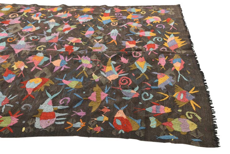 Detail image of 5' 4 x 7' 8 Hand Woven Kilim Suzani Wool Rug