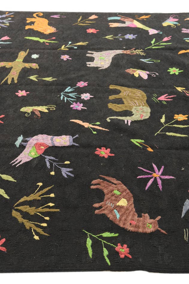 Detail image of 6' 2 x 9' 6 Hand Woven Kilim Suzani Wool Rug