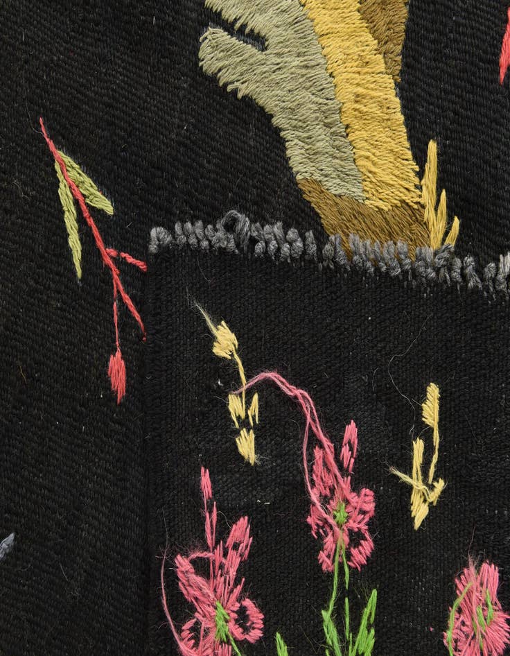 Detail image of 6' 2 x 9' 6  Hand Woven Kilim Suzani Wool Rug