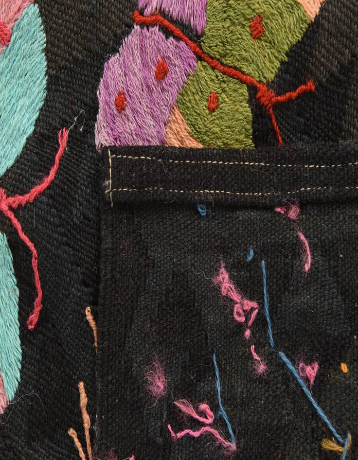 Detail image of 6' 5 x 9' 4  Hand Woven Kilim Suzani Wool Rug