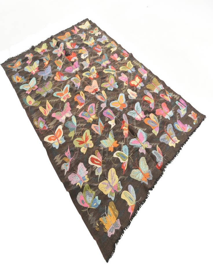 Detail image of 5' 4 x 7' 9 Hand Woven Kilim Suzani Wool Rug