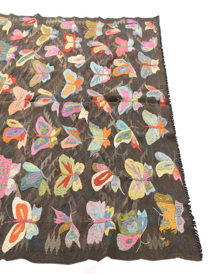 Detail image of 5' 4 x 7' 9 Hand Woven Kilim Suzani Wool Rug