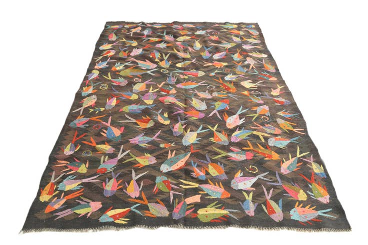 Detail image of 5' 2 x 8' Hand Woven Kilim Suzani Wool Rug