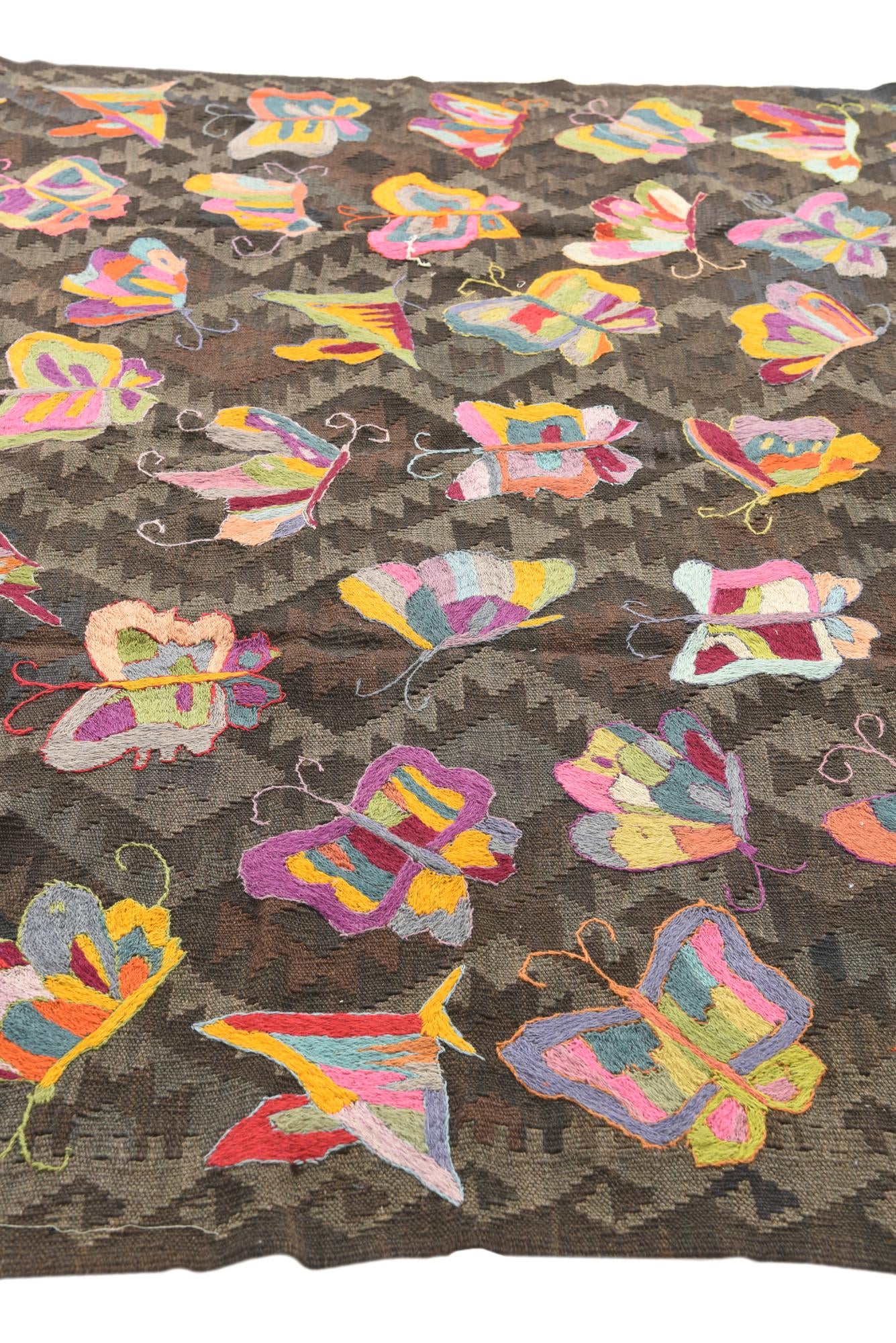 6' 5 x 9' 3 Hand Woven Kilim Suzani Wool Rug