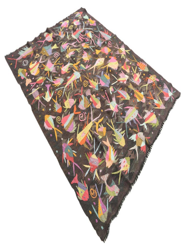 Detail image of 4' 9 x 6' 3  Hand Woven Kilim Suzani Wool Rug