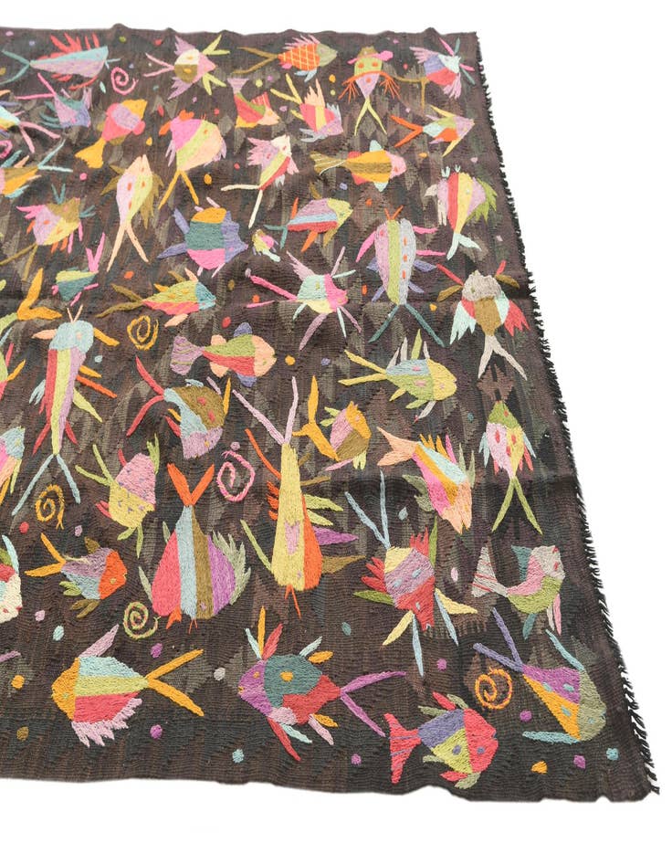 Detail image of 4' 9 x 6' 3  Hand Woven Kilim Suzani Wool Rug