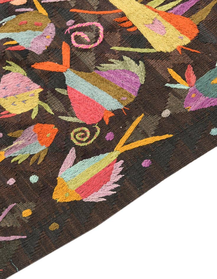 Detail image of 4' 9 x 6' 3  Hand Woven Kilim Suzani Wool Rug