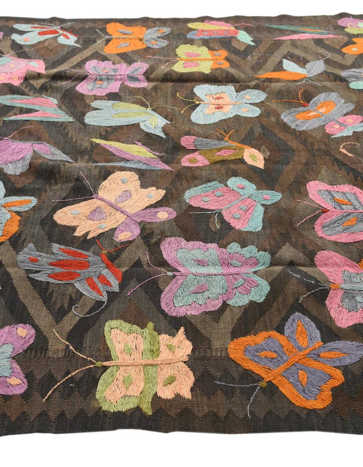 Detail image of 5' 7 x 8' 2  Hand Woven Kilim Suzani Wool Rug