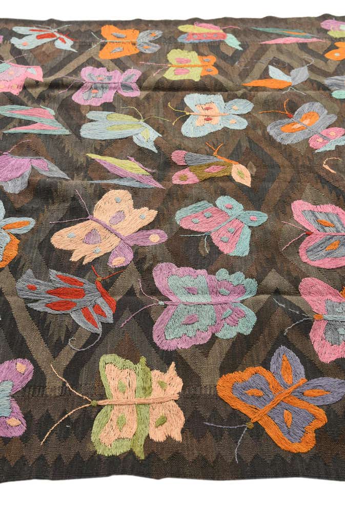 5' 7 x 8' 2 Hand Woven Kilim Suzani Wool Rug