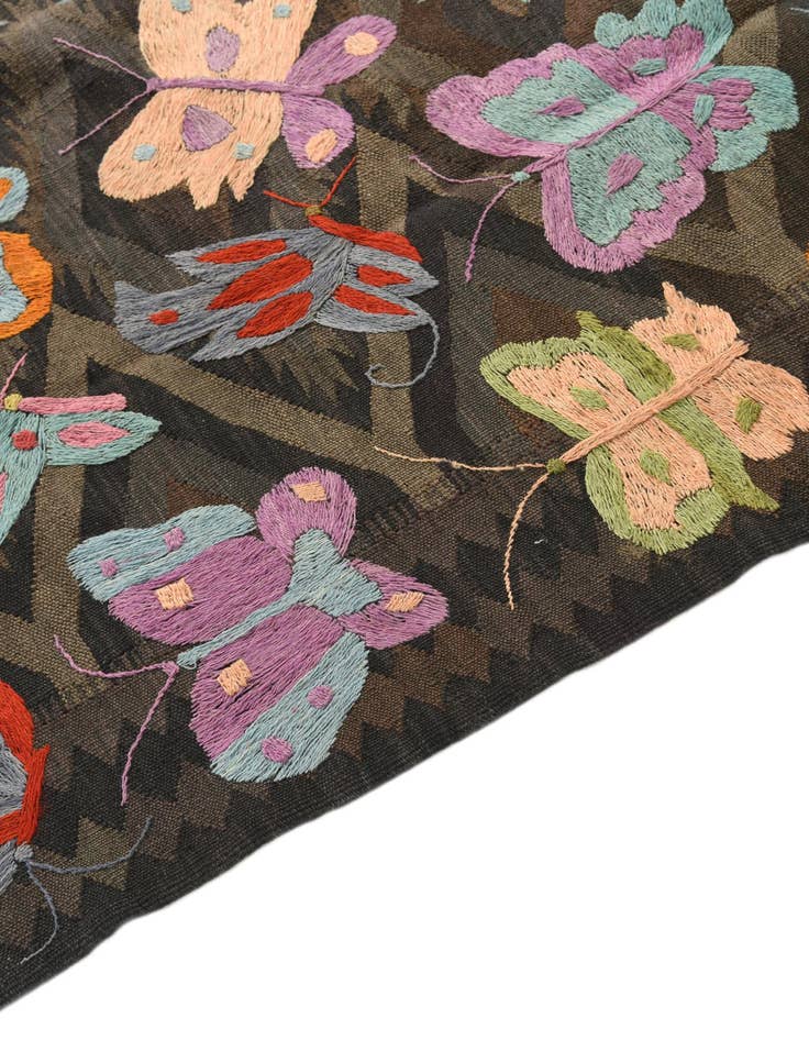 Detail image of 5' 7 x 8' 2  Hand Woven Kilim Suzani Wool Rug