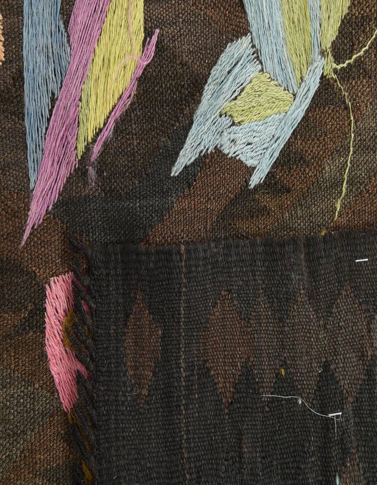 Detail image of 5' 7 x 8' 2  Hand Woven Kilim Suzani Wool Rug