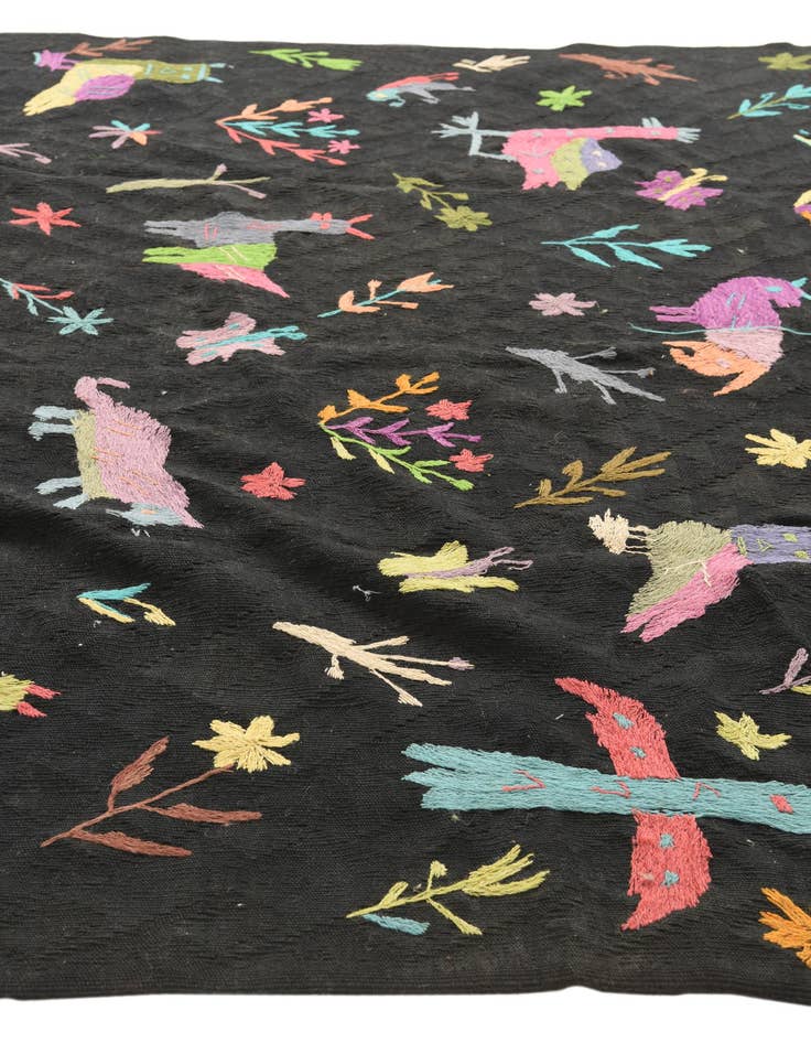 Detail image of 6' x 9' 5  Hand Woven Kilim Suzani Wool Rug