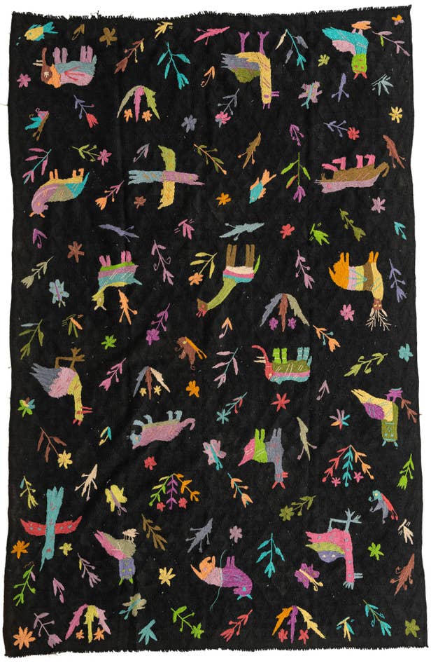 Detail image of 6' x 9' 5 Hand Woven Kilim Suzani Wool Rug