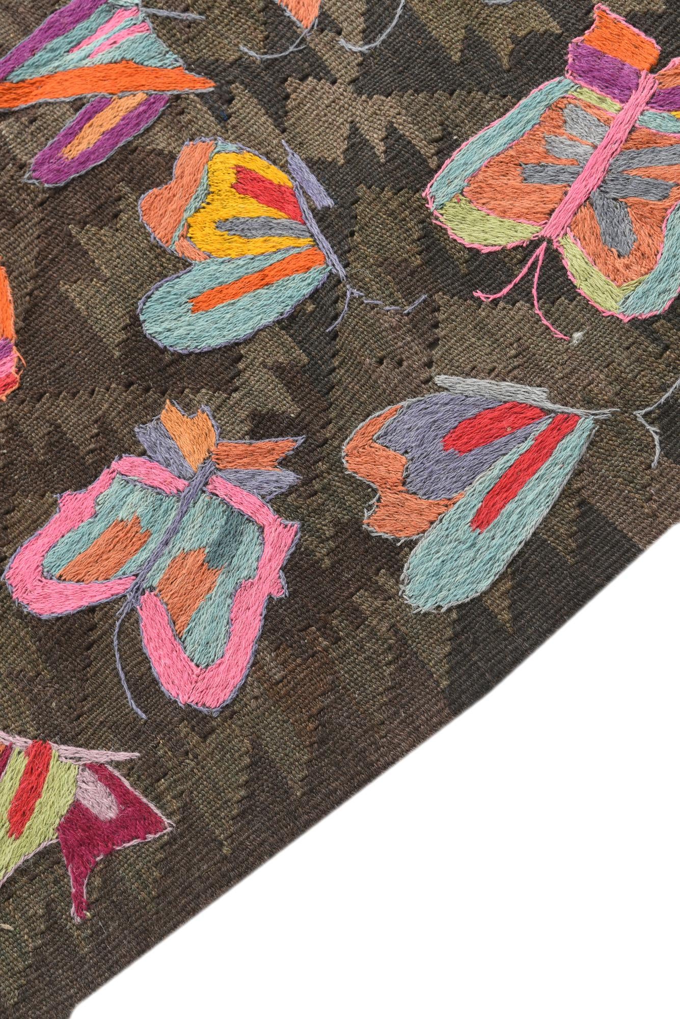 6' 1 x 9' 7 Hand Woven Kilim Suzani Wool Rug