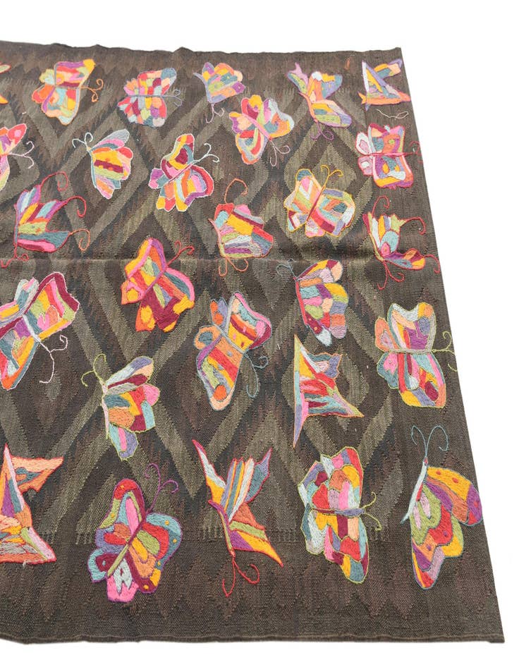 Detail image of 4' 6 x 5' 10  Hand Woven Kilim Suzani Wool Rug