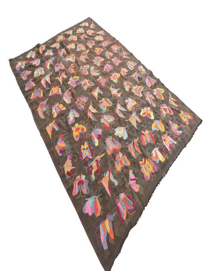 Detail image of 6' 5 x 9' 1  Hand Woven Kilim Suzani Wool Rug