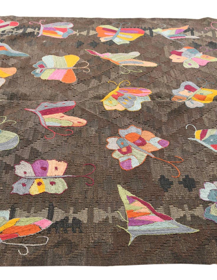 Detail image of 5' 1 x 6' 4  Hand Woven Kilim Suzani Wool Rug