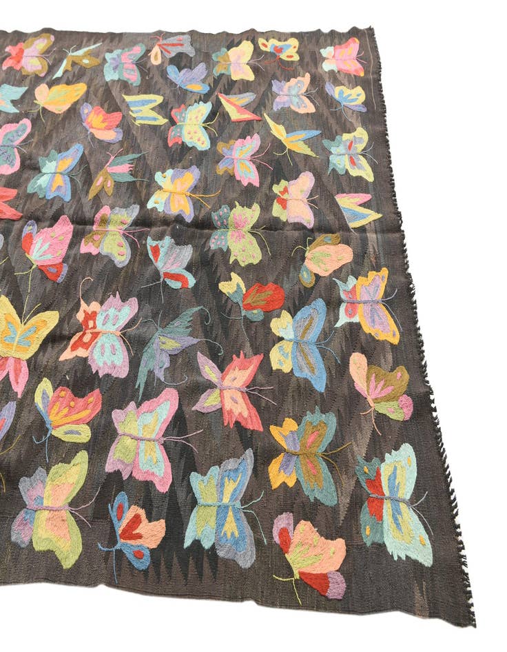 Detail image of 5' 4 x 8'  Hand Woven Kilim Suzani Wool Rug