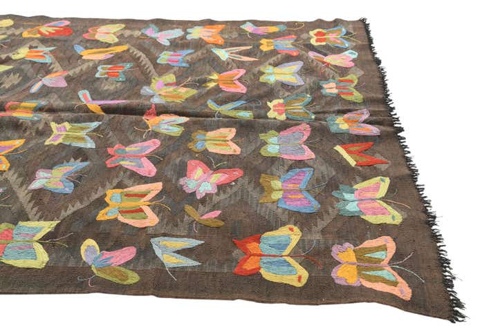 5' 5 x 7' 9 Hand Woven Kilim Suzani Wool Rug