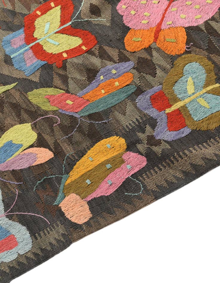 Detail image of 5' 8 x 7' 7  Hand Woven Kilim Suzani Wool Rug