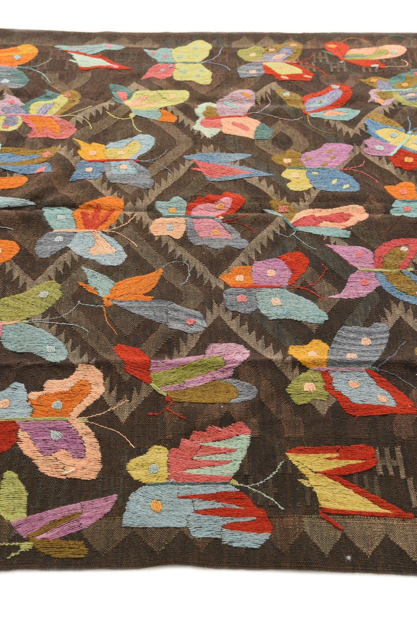 5' 5 x 7' 8 Hand Woven Kilim Suzani Wool Rug