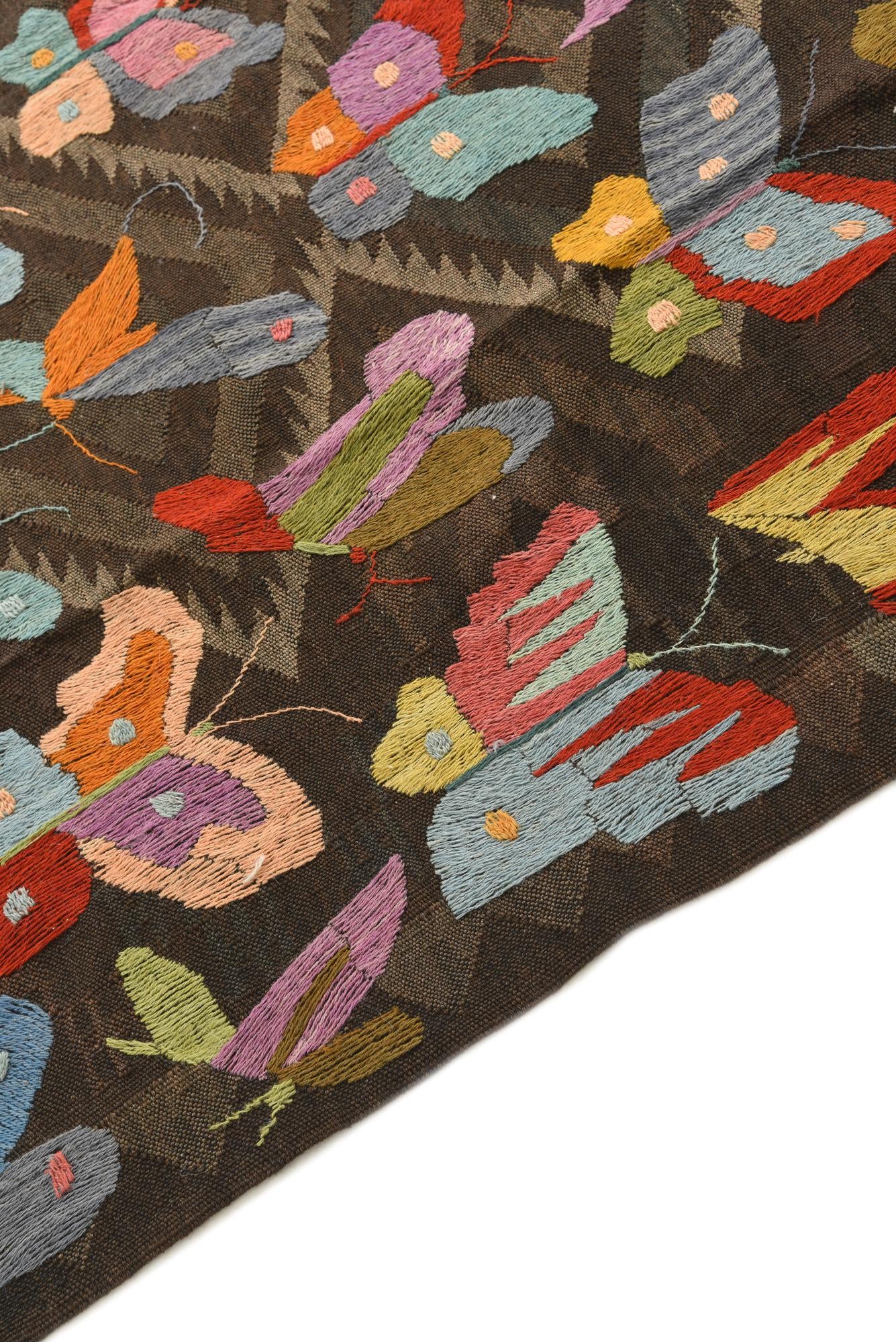 5' 5 x 7' 8 Hand Woven Kilim Suzani Wool Rug