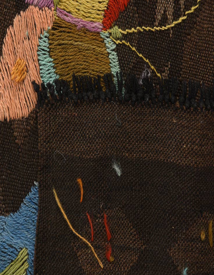 Detail image of 5' 5 x 7' 8  Hand Woven Kilim Suzani Wool Rug