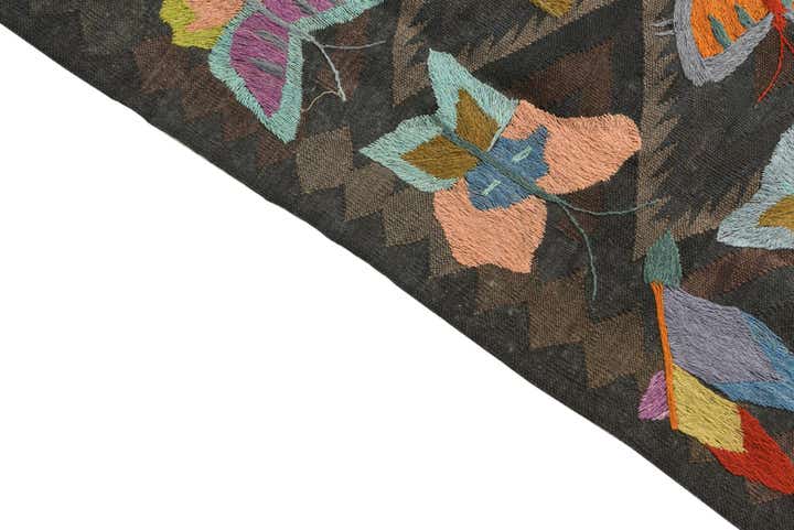 5' 1 x 7' 9 Hand Woven Kilim Suzani Wool Rug