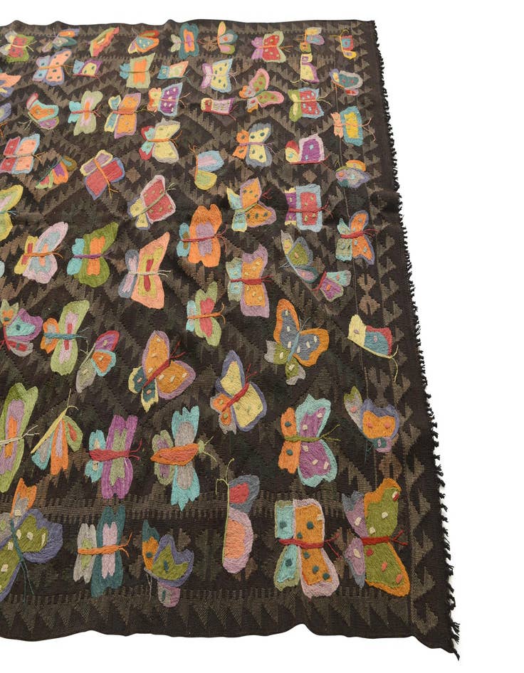 Detail image of 6' 1 x 9' 8  Hand Woven Kilim Suzani Wool Rug