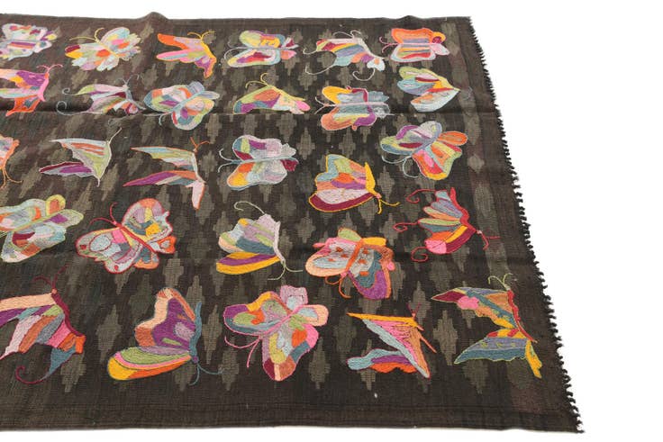 Detail image of 4' 8 x 6' 8 Hand Woven Kilim Suzani Wool Rug
