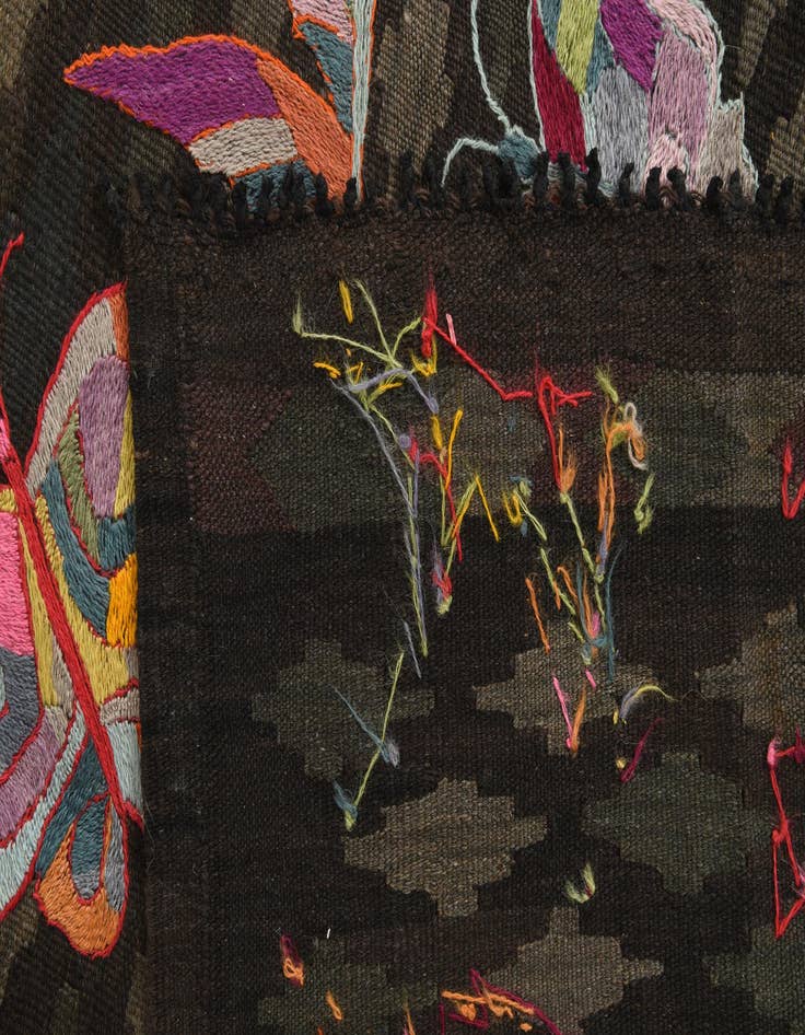 Detail image of 4' 8 x 6' 8  Hand Woven Kilim Suzani Wool Rug