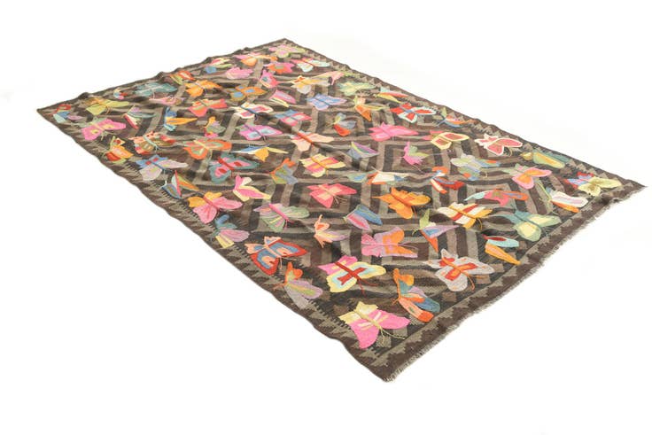 Detail image of 5' 4 x 7' 10 Hand Woven Kilim Suzani Wool Rug