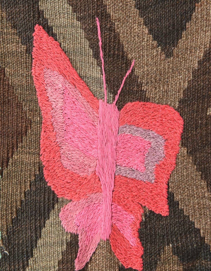 Detail image of 5' 4 x 7' 10  Hand Woven Kilim Suzani Wool Rug