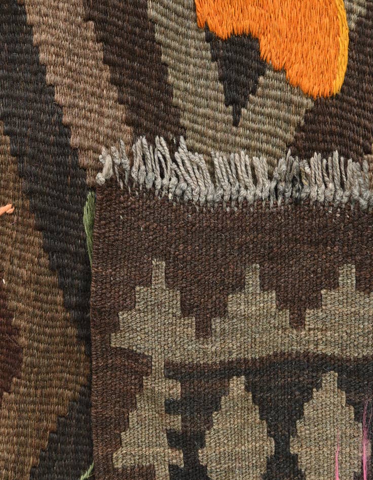 Detail image of 5' 4 x 7' 10  Hand Woven Kilim Suzani Wool Rug