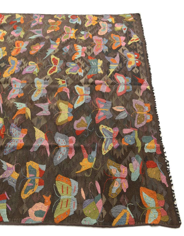 Detail image of 6' 7 x 10'  Hand Woven Kilim Suzani Wool Rug