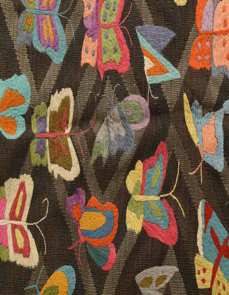 Detail image of 5' 2 x 7' 10  Hand Woven Kilim Suzani Wool Rug