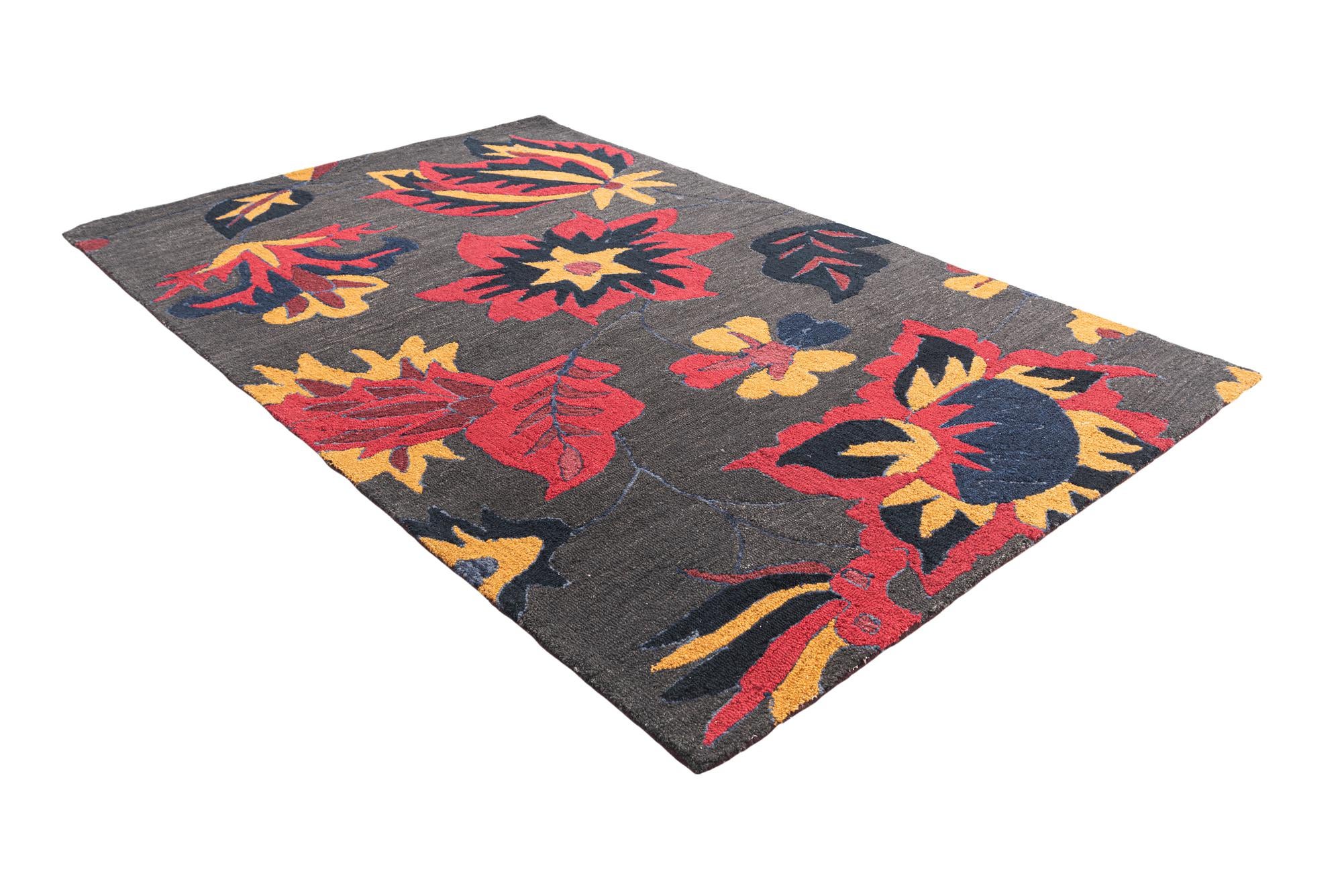 5' 1 x 8' Luna Rug