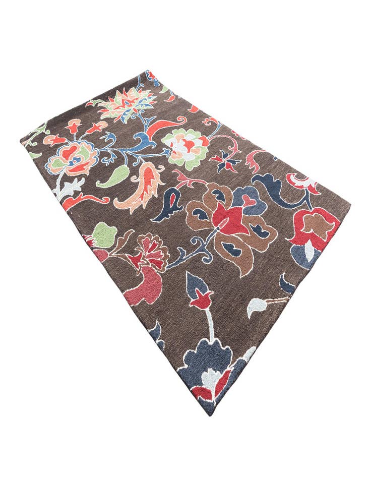 Detail image of 5' 1 x 8' Luna Rug