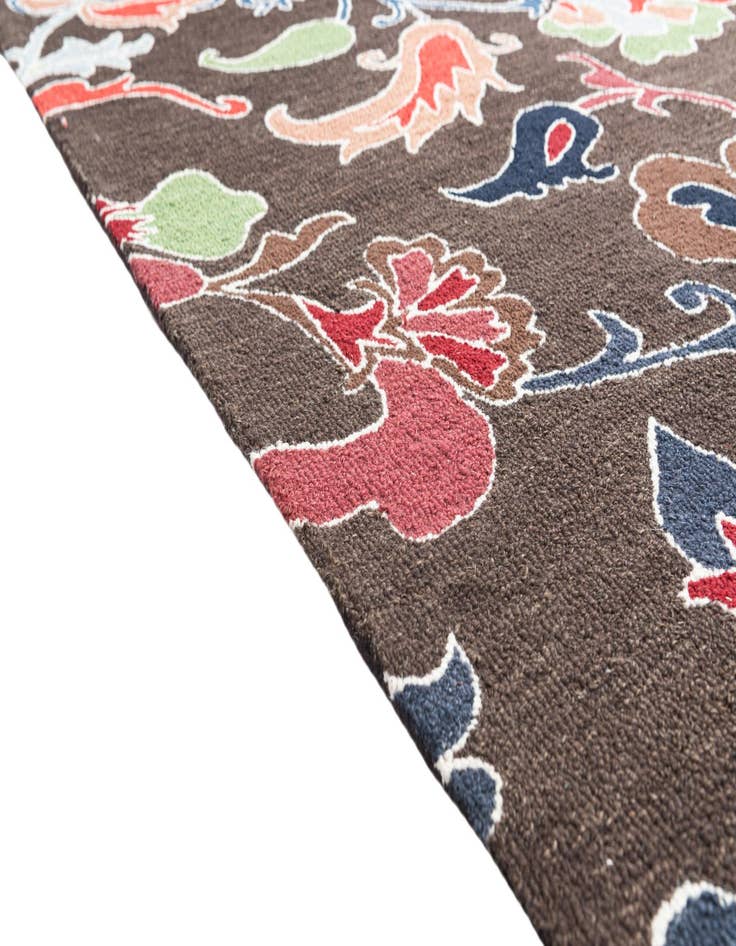 Detail image of 5' 1 x 8' Luna Rug
