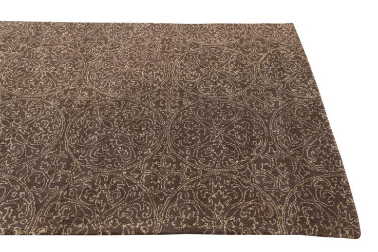 Detail image of 4' 10 x 7' 10 Luna Rug