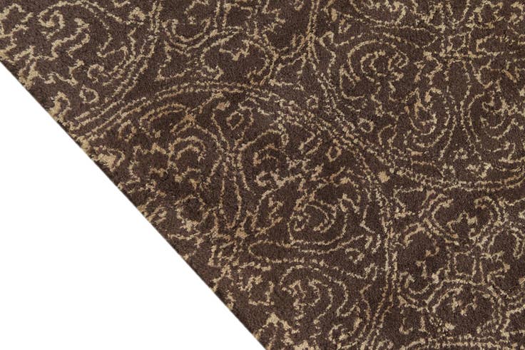 Detail image of 4' 10 x 7' 10 Luna Rug